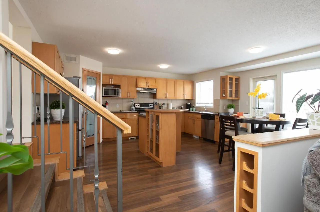 Elegant 6 Bedroom House Near U Of Manitoba Winnipeg Kanada